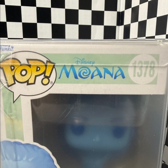 Funko Exclusive Blue Moana Vinyl Figure - Picture 5 of 5